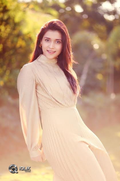 Mannara-Chopra